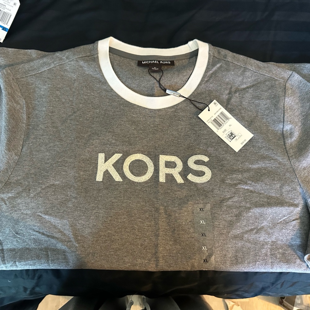 Men’s Michael Kors Tshirt new with tags